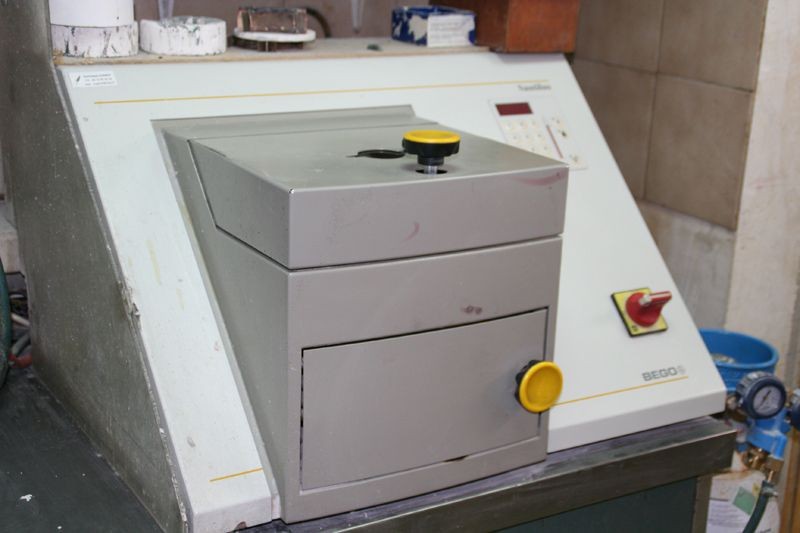 Equipement laboratoire de prothèses dentaires Ris Orangis, Juvisy